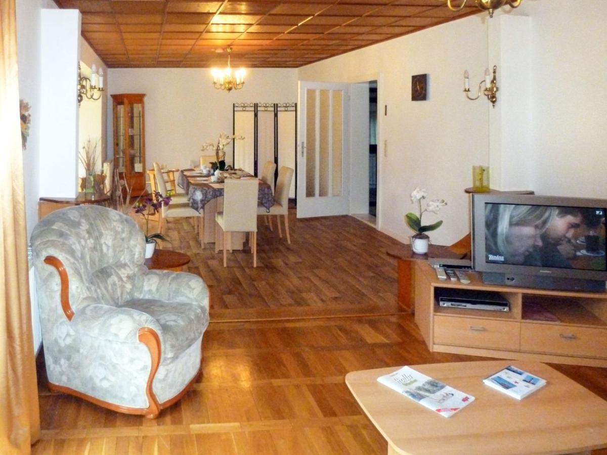 Holiday Home Alexorella Godern Exterior foto