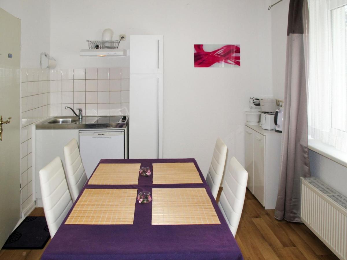 Holiday Home Alexorella Godern Exterior foto