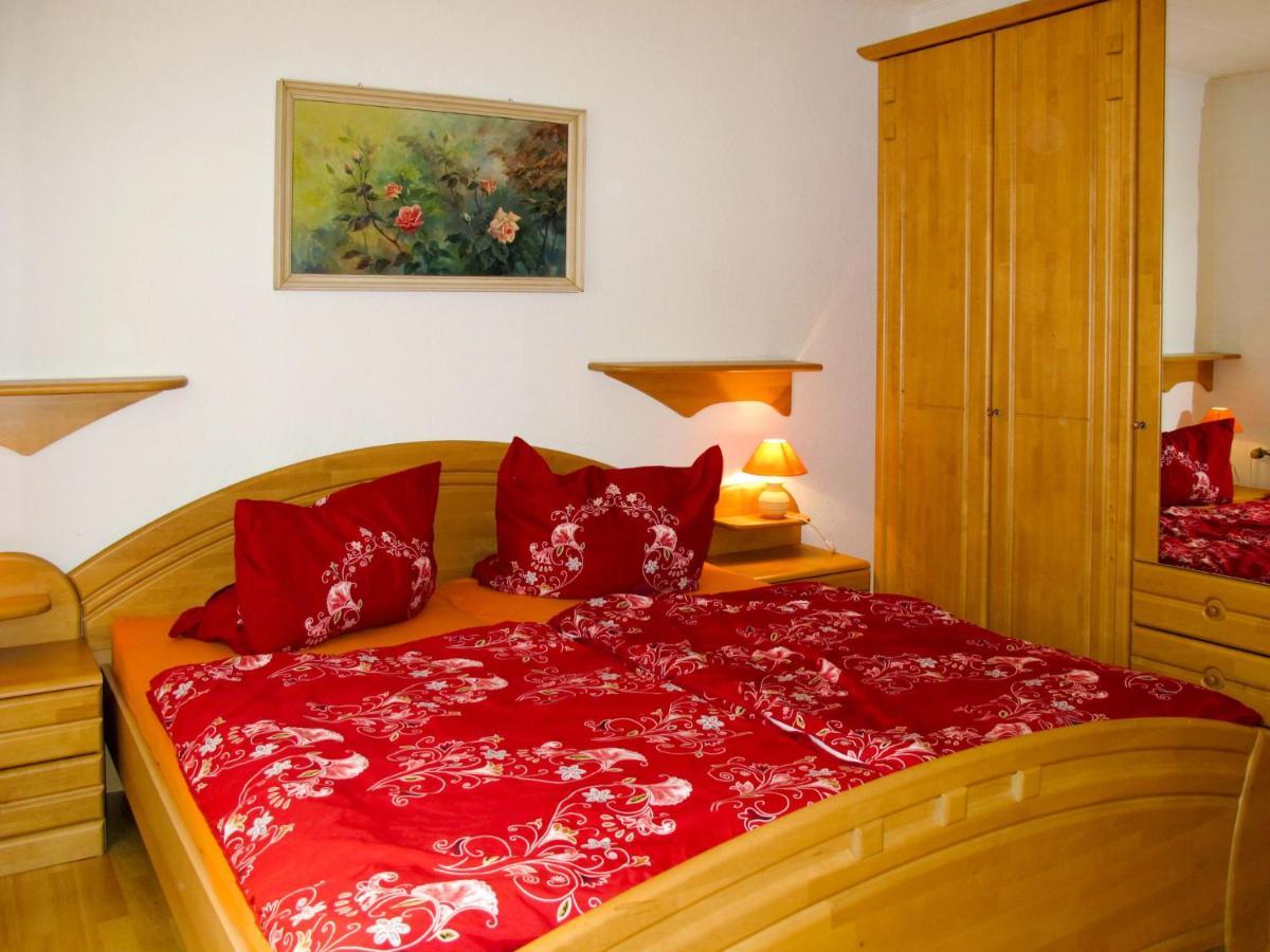 Holiday Home Alexorella Godern Exterior foto