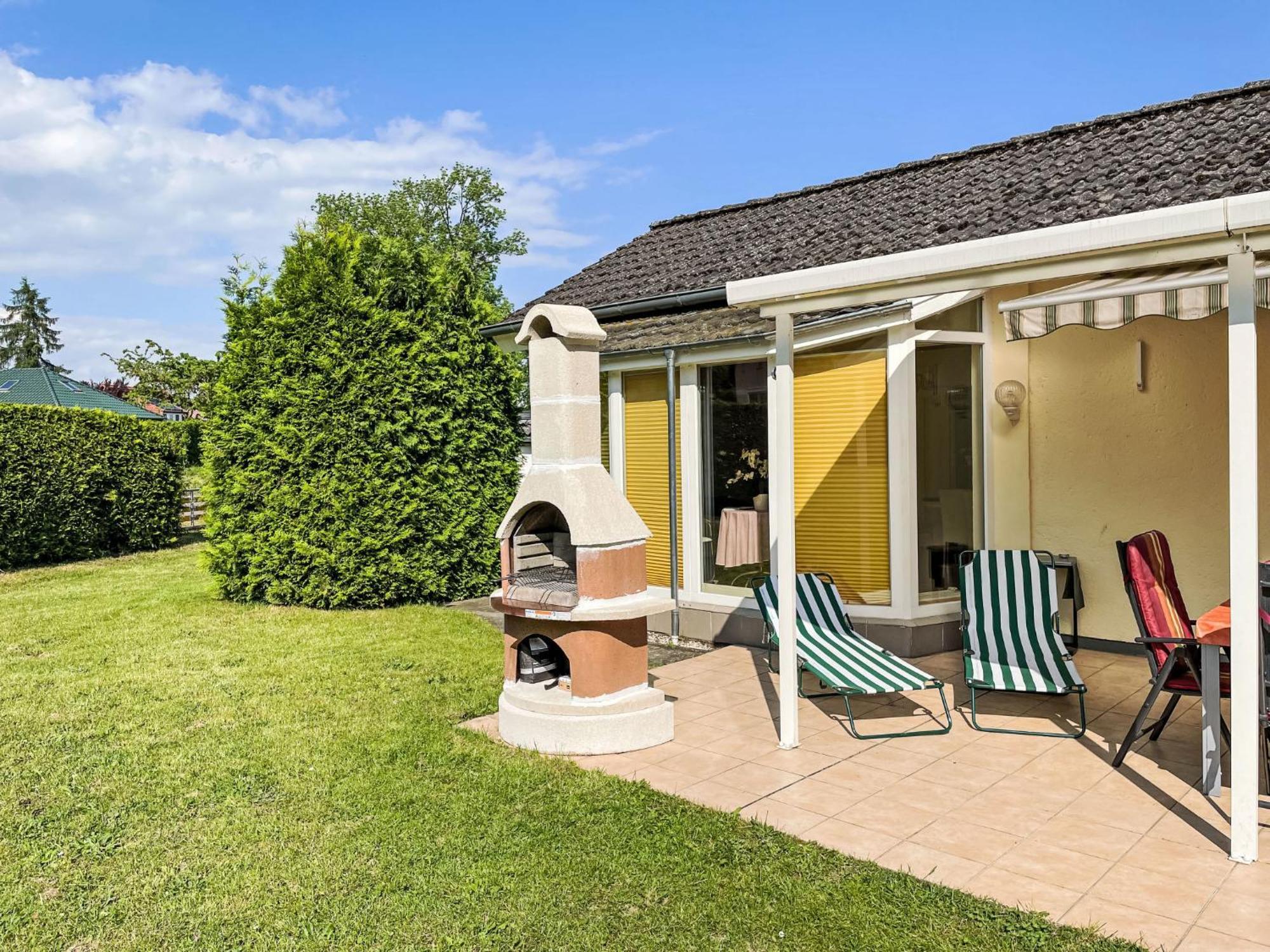 Holiday Home Alexorella Godern Exterior foto